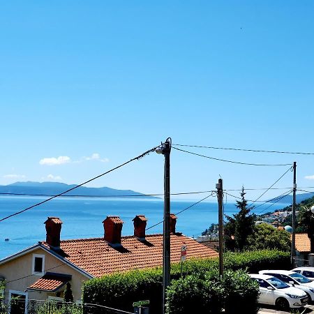 Charming Hill Apartment Opatija Eksteriør billede