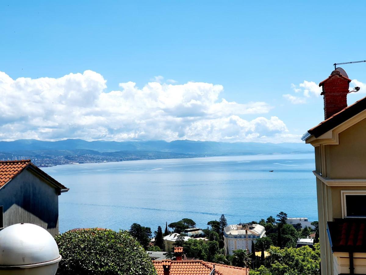 Charming Hill Apartment Opatija Eksteriør billede